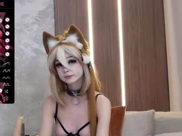 girl
        xenomy cam image #3309485