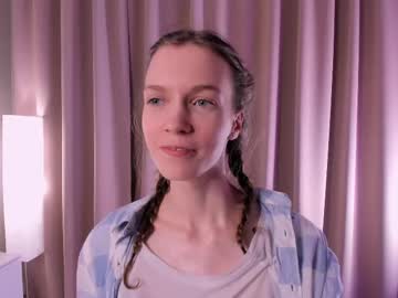 girl
        petulacollins cam image #4081772