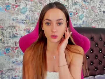 girl
        angelina_new cam image #569701