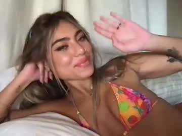 girl Close-up Pussy Web Cam Girls with skyelia