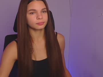 girl
        stasy_milk cam image #3607389