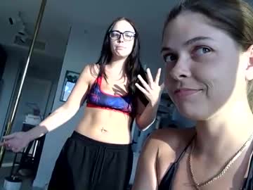 girl
        sydthesweetheart cam image #4068757