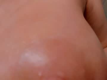 girl
        xalexax cam image #3015749