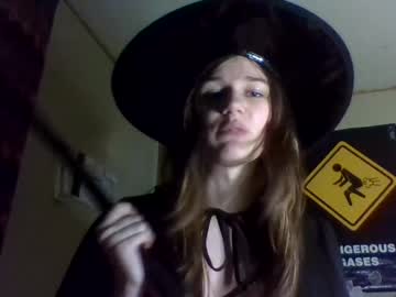 girl
        plaguedoctress cam image #4291139