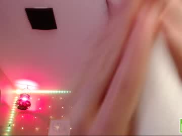 girl
        milf_lacey cam image #2573107