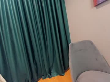 girl
        ehotlovea cam image #4520213
