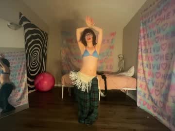 girl
        hexivu cam image #4550094