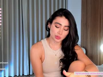 girl
        abie_owen cam image #2675841