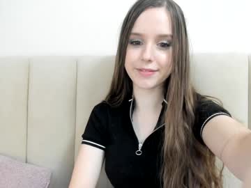 girl
        hellybieber cam image #3602826