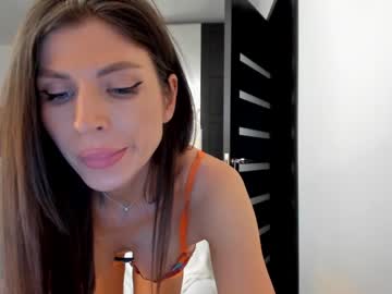girl
        sweetndcrazy cam image #3080156