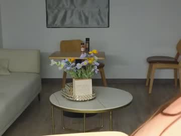girl
        my_mia_ cam image #4383493