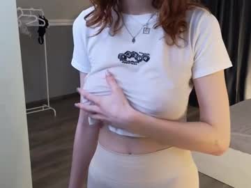 girl
        maria_rogerss cam image #4282820