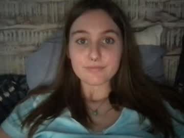girl
        tiffanytee2 cam image #405037