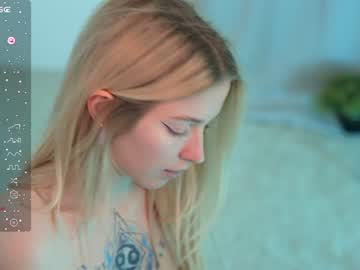girl
        my_stella cam image #2240276