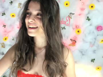 girl
        babyaylin cam image #4506860