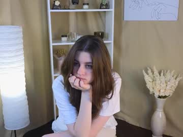 girl
        udeladunkum cam image #4319909