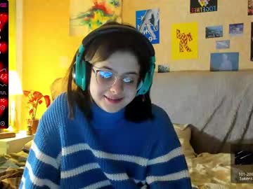 girl
        nessaa_moree cam image #593349