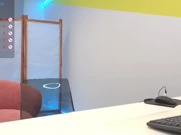 girl
        lovlybambi cam image #4210447