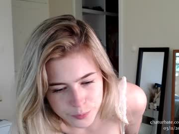 girl
        chloewildd cam image #3599963