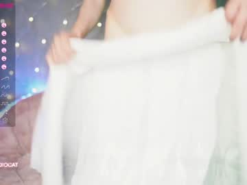 girl
        poppy__parker cam image #1270187