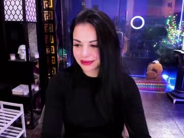 girl
        alma_pearl cam image #2749328