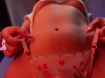 girl Close-up Pussy Web Cam Girls with plumybun