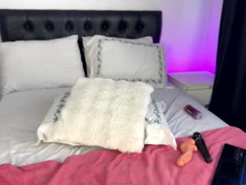 girl
        one_more_cum cam image #4388463