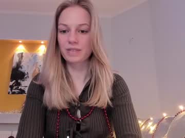 girl
        magic_couple13 cam image #2103835
