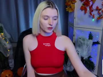 girl
        emilylanne cam image #3541275
