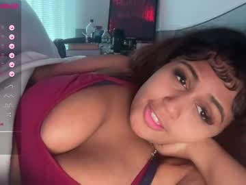 girl
        blackgurlkitty cam image #638625