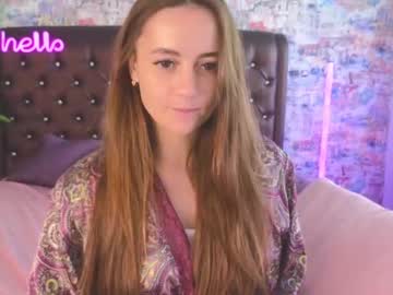 girl
        angelina_new cam image #3276278