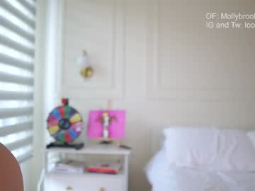 girl
        newmollybrooke cam image #4355883