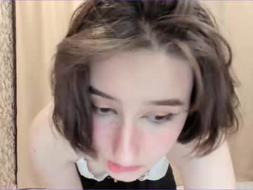 girl
        joyphillips cam image #750335