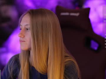 girl
        angeellina cam image #2642766