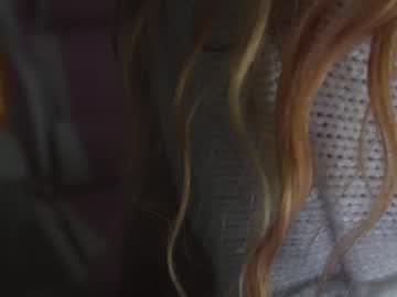girl
        alex499990 cam image #3977792