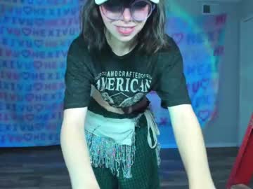 girl
        hexivu cam image #2188588