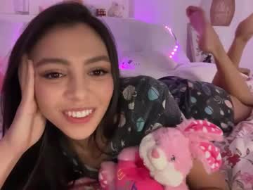 girl
        keirasworld cam image #4544090