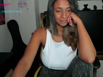girl
        susanrhodes cam image #379940