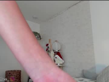 girl
        grettabenett_ cam image #368068