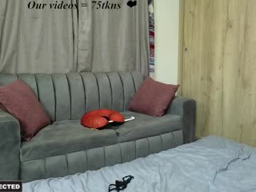 couple
        phoenixxx69_ cam image #4131233