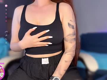 girl
        ps4pro cam image #4606281