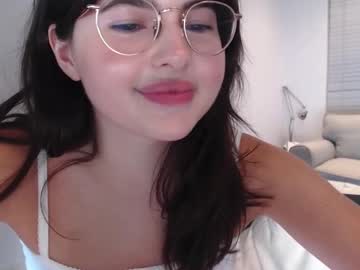 girl
        playnofuckinggames cam image #3124581