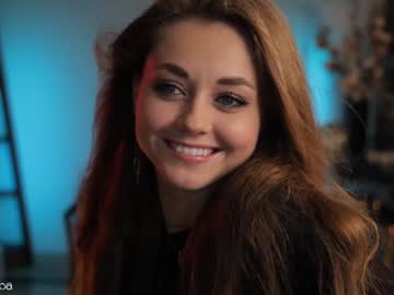girl
        lettymoa cam image #2987432