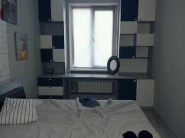 girl Close-up Pussy Web Cam Girls with intoursoui