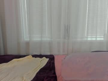 girl
        angelina_new cam image #1518123