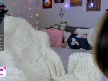 girl
        lilicapie cam image #398775