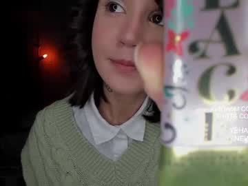 girl
        lonelly_lolly98 cam image #542351