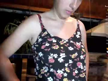 girl
        ohanna_ cam image #11950