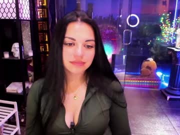 girl
        alma_pearl cam image #2888300