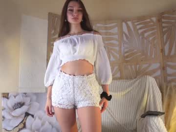 girl
        mellisagraham cam image #3334861